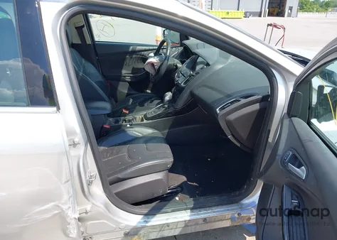 2017 Ford Focus Titanium from USA, damaged, VIN 1FADP3J21HL239524